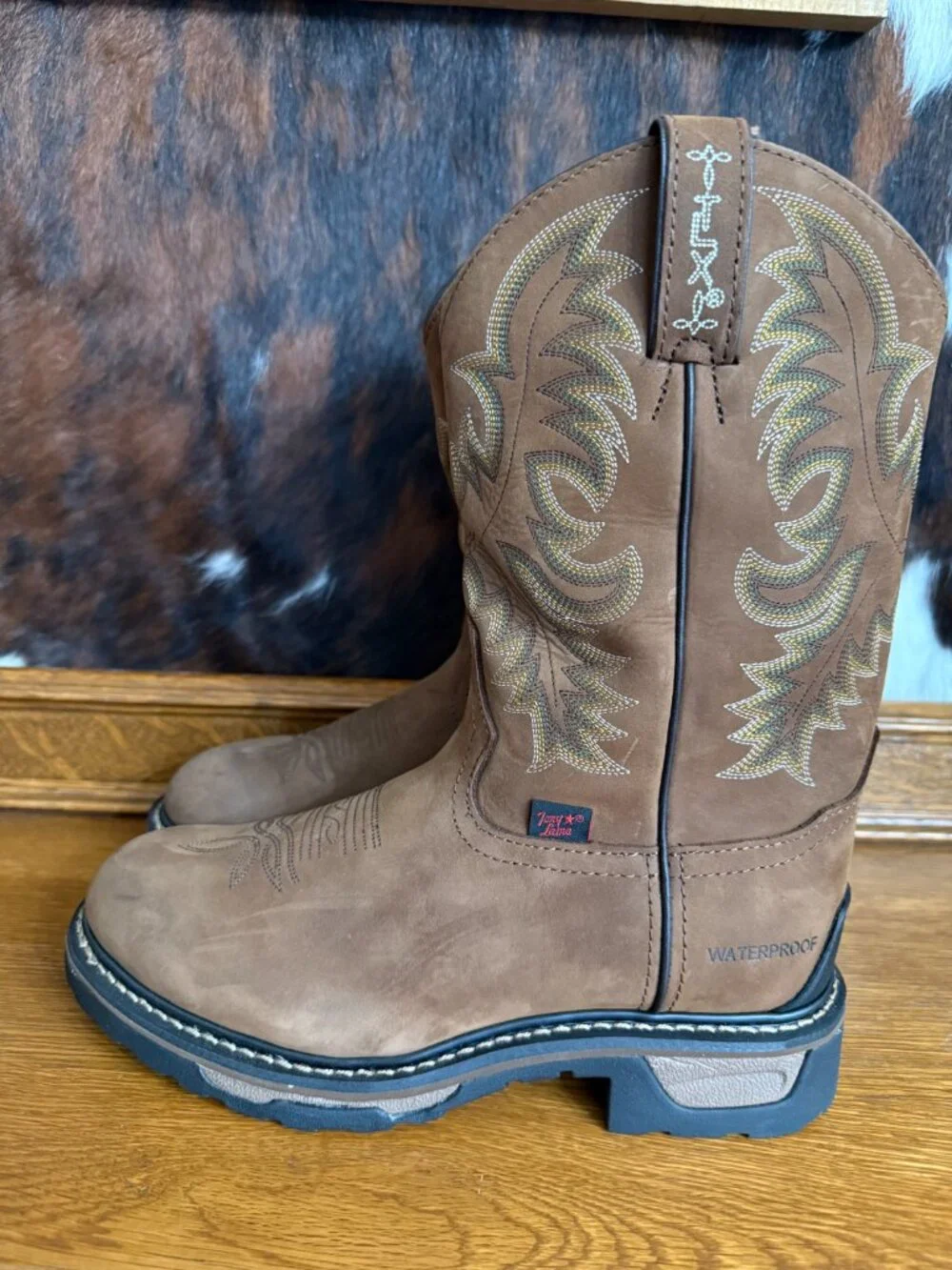 Tony Lama Men’s Waterproof Tan Cheyenne Leather Boot TW1018 Size 8 - NEW IN BOX